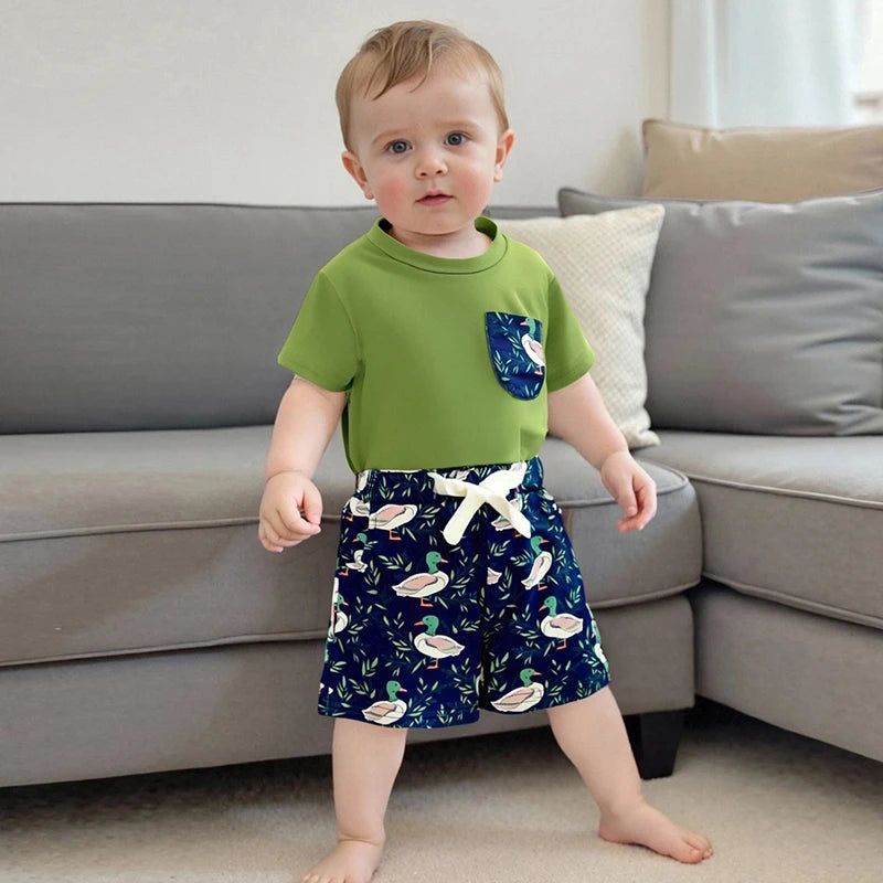 Mallard shirt w/ pocket + shorts