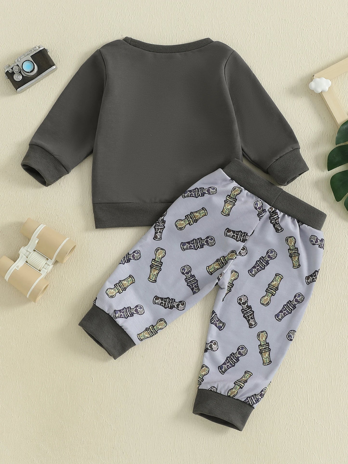 Duck 'Call Me' Outfit