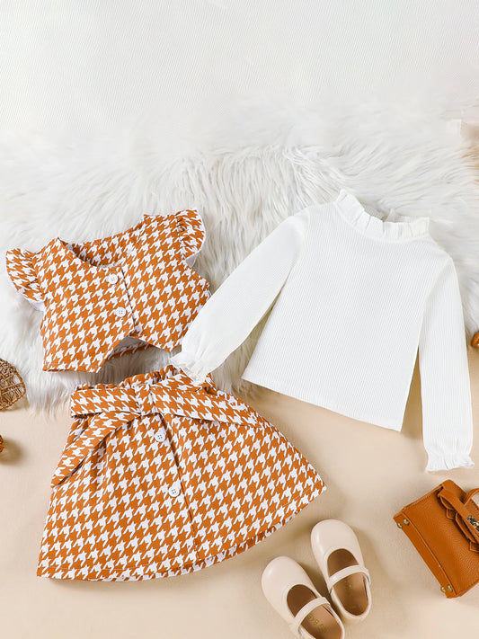 Autumn Outfit with Belted Skirt and Vest